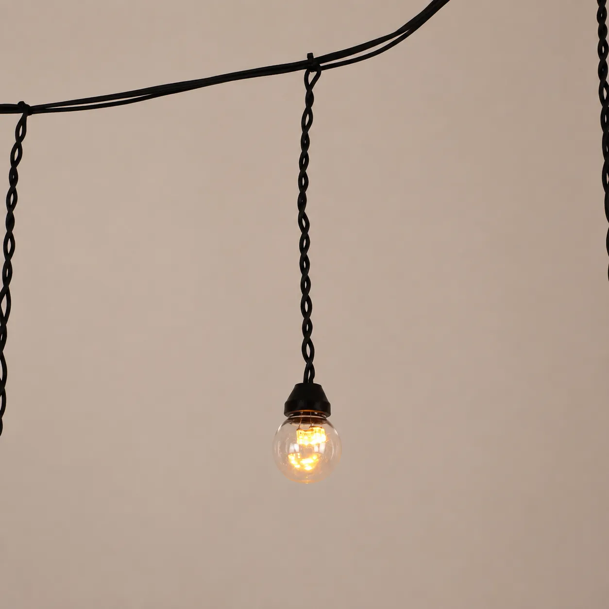 10M 20-Ball G45 LED Drop String Lights – Warm White